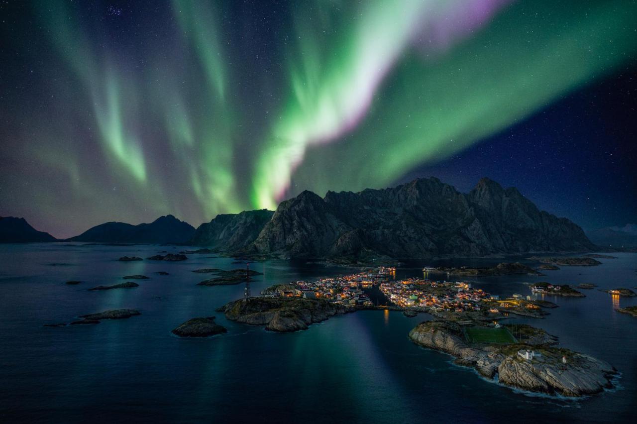 Villa Bryggekanten - By Classic Norway Hotels Henningsvær Buitenkant foto